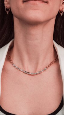 Her Olay İçin El Yapımı Altın ve Elmas Mücevherler