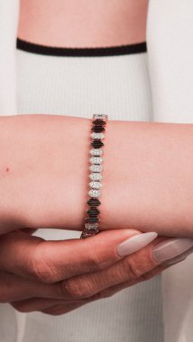 Her Olay İçin El Yapımı Altın ve Elmas Mücevherler