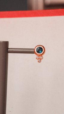 Klasik Altın ve Elmas Düğün Mücevherleri