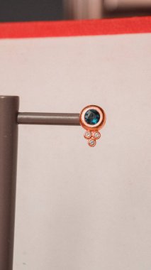 Klasik Altın ve Elmas Düğün Mücevherleri