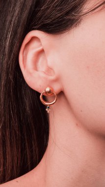 Klasik Altın ve Elmas Düğün Mücevherleri