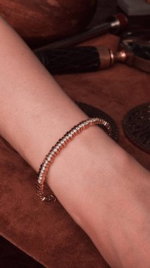 Klasik Altın ve Elmas Düğün Mücevherleri