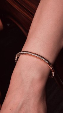 Klasik Altın ve Elmas Düğün Mücevherleri