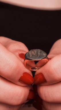 Klasik Altın ve Elmas Düğün Mücevherleri