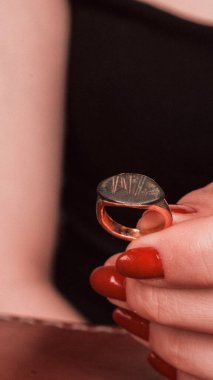 Klasik Altın ve Elmas Düğün Mücevherleri