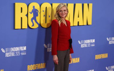 Kirsten Dunst, 14 Ekim 2025 'te Londra' daki The Royal Festival Hall 'daki 