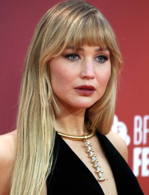 Jennifer Lawrence, 17 Ekim 2025 'te Londra' daki The Royal Festival Hall 'da düzenlenen 69. BFI Londra Film Festivali sırasında 