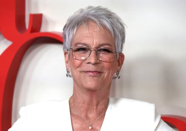 Jamie Lee Curtis 24 Kasım 2025 'te Londra' daki Picture House Central 'daki Ella McCay UK özel gösterimine katılıyor..