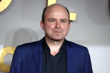 Rory Kinnear, 2 Aralık 2025 'te Londra, İngiltere' de bulunan Odeon Luxe Leicester Meydanı 'nda Amadeus' un dünya prömiyerine katılır..