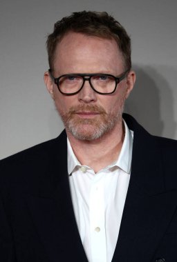 Paul Bettany, 2 Aralık 2025 tarihinde Londra, İngiltere 'de bulunan Odeon Luxe Leicester Meydanı' nda Amadeus 'un dünya prömiyerine katılır..