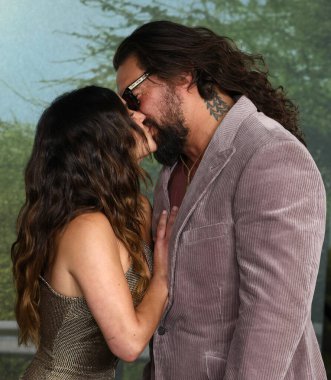 Adria Arjona ve Jason Momoa 22 Ocak 2026 'da Londra' da Cineworld Leicester Meydanı 'ndaki The Wrecking Crew UK özel gösterimine katıldılar..
