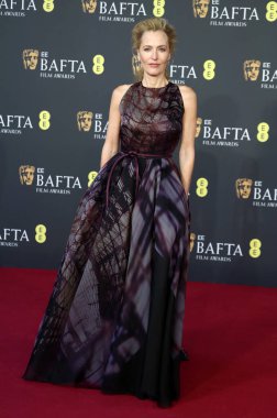Gillian Anderson, 22 Şubat 2026 'da Londra' daki The Royal Festival Hall 'da 2026 EE BAFTA Film Ödülleri' ne katılmıştır..