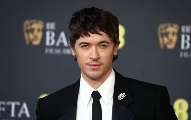 Tom Blyth, 22 Şubat 2026 'da Londra' da Royal Festival Hall 'da 2026 EE BAFTA Film Ödülleri' ne katılmıştır..