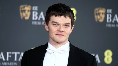Robert Aramayo, 22 Şubat 2026 'da Londra' daki The Royal Festival Hall 'da düzenlenen 2026 EE BAFTA Film Ödülleri' ne katıldı..