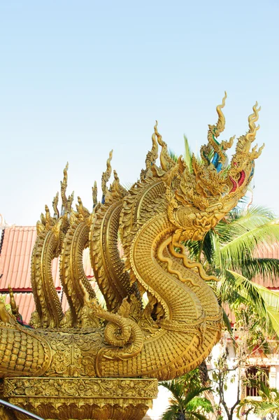 Thaïlande-5 novembre 2015 : Gros plan sur le mur décoré devant — Photo
