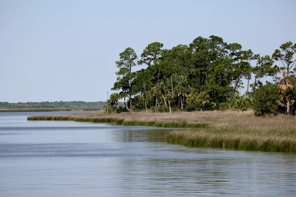 Apalachicola bay aquatic reserve an einem stillen Tag — Stockfoto
