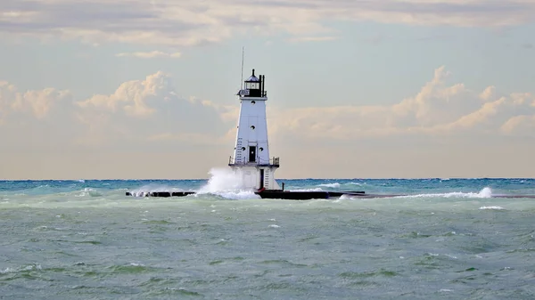 Maják Větrný Zatažený Den Ludington Michigan — Stock fotografie