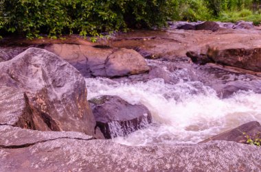 Manjal Paade 'deki Rocky deresi, Mangalore, Hindistan