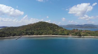 Ada Gili Goleng 'den Lombok, Endonezya, Güneydoğu Asya' ya. Gili Goleng Adası 'ndan Endonezya' nın doğu kıyısına kadar..