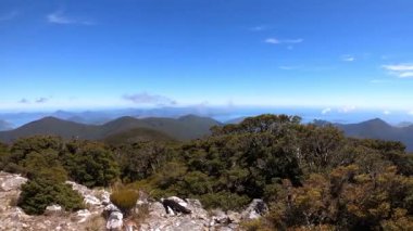 Marlborough Sesleri 'nin panoramik görüntüsü, Güney Adası, Yeni Zelanda. Stokes Dağı' ndan Marlborough Sesleri 'ne, Yeni Zelanda.