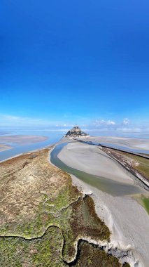 Mont Saint-Michel manastırı ve ortaçağ köyü, Normandiya, Fransa, Avrupa.