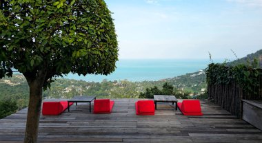 Terastan panoramik okyanus manzarası, Ko Samui Adası, Surat Thani, Tayland, Güneydoğu Asya.