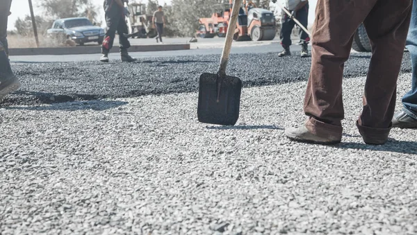 Workers Arranging Asphalt Road Construction Industry — Stock Photo, Image