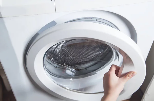 Hand Opened Door Washing Machine — Stock Photo, Image