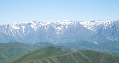 Güzel manzara. Ermenistan 'daki Dağlar