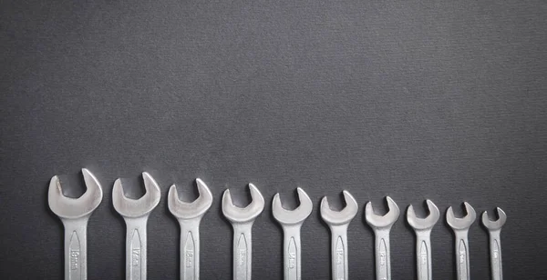 Different Sizes Wrenches Black Background — Stock Photo, Image