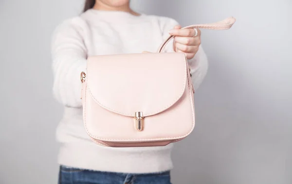 Girl Holding Bag Studio Fashion Lifestyle — Stock Photo, Image