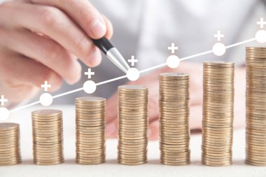  Erkek el büyüme grafiği. Bozukluklar beyaz masada.