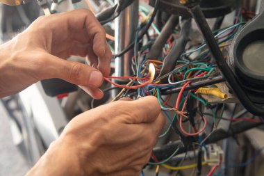 Kafkas elektrik tamir motorsiklet elektrik sistemi.