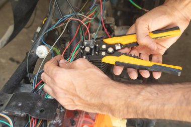 Kafkas elektrik tamir motorsiklet elektrik sistemi.