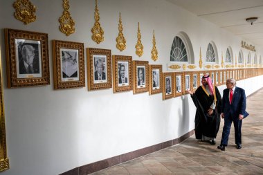 Başkan Donald Trump, Veliaht Prens ve Suudi Arabistan Başbakanı Muhammed bin Salman Al Suud ile 18 Kasım 2025 Salı günü gerçekleşen ikili toplantıya katıldı.