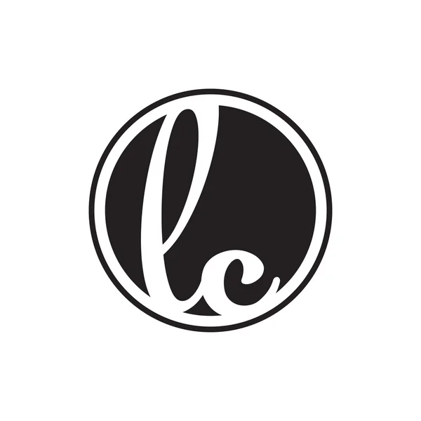 İlk harf logo daire halkası ile