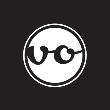 İlk harf logo daire halkası ile