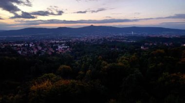 Trieste şehrinde güzel bir gün batımı
