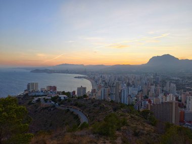 Ispanya 'nın Alicia şehrinin gün batımı manzarası
