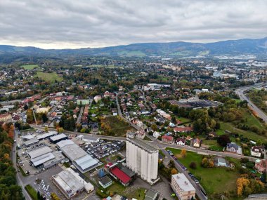 Hava Ticaret Kulesi ve Perakende Kampüsü Kentsel Sınır Bilim, Otoparklar, Düşük Doğulu Dükkanlar, Çevre