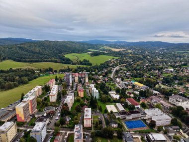 Hava Görünümü Konut Blokları, İHA Perspektifi Apartman Kuleleri Kümesi, Yeşil