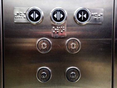 Kabartma ve Anahtar Anahtarlı Asansör Kontrol Paneli