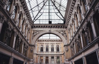 Şehrin kalbinde mimari anıt