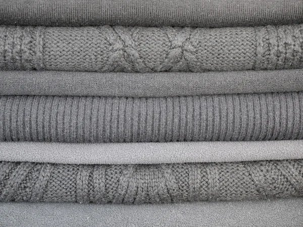 Clima frío ropa gris oscura —  Fotos de Stock