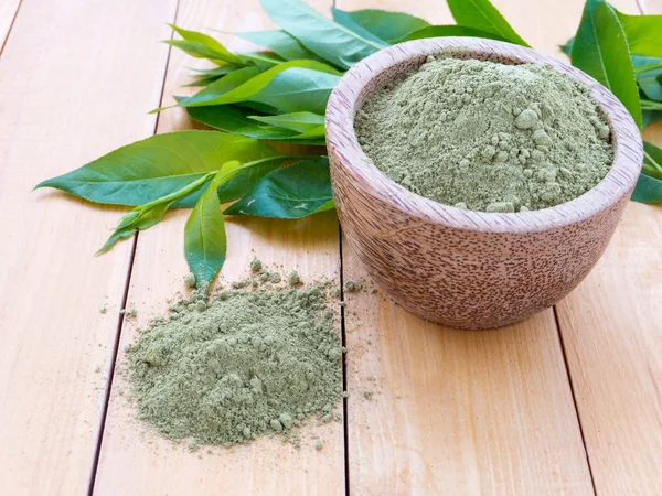 Henna powder pile on the wooden background — Stock Photo, Image