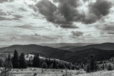 black and white mountains in the carpathian mountains