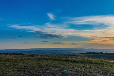 dağlarda güzel gündoğumu