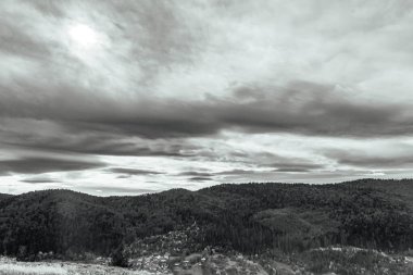 Dağların güzel manzarası