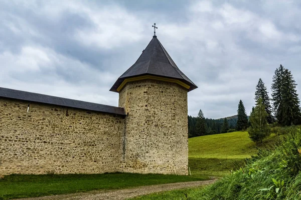 Hollanda 'nın başkentindeki eski kasabanın antik kalesinin eski kilisesi.