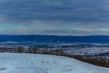 Dağdan şehre görüntülemek
